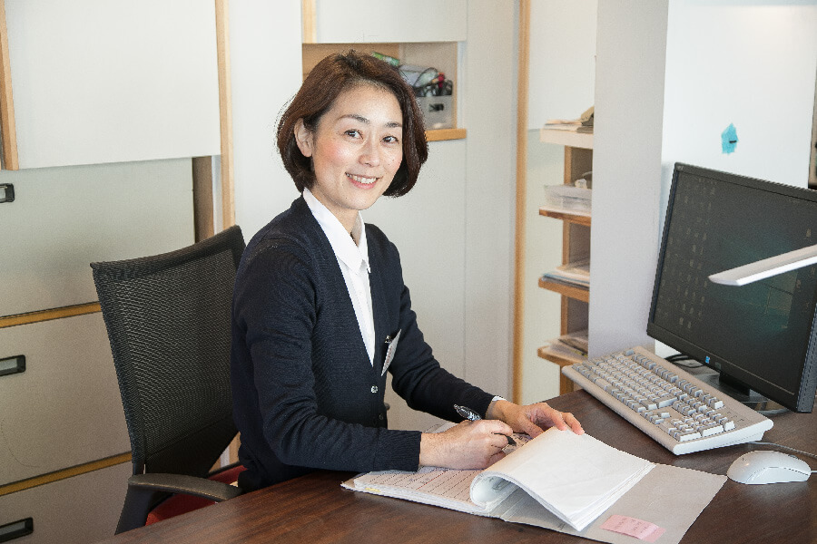 畑野 暁子